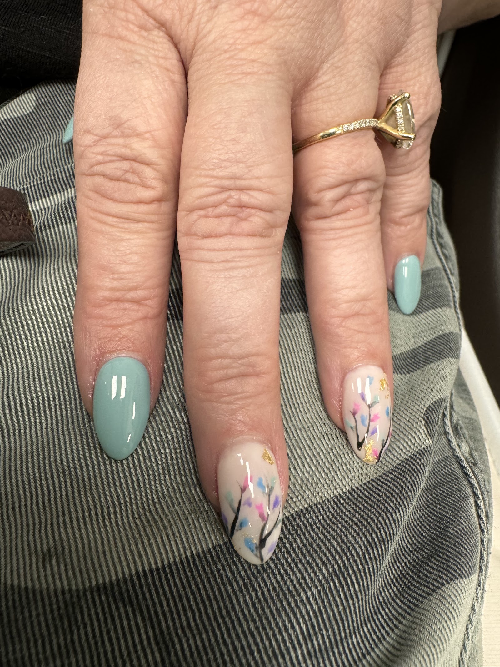 Classic Nails nail photo 3